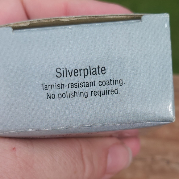 Wm A. Rogers Swan salt and pepper shakers silverplate - Picture 3 of 12